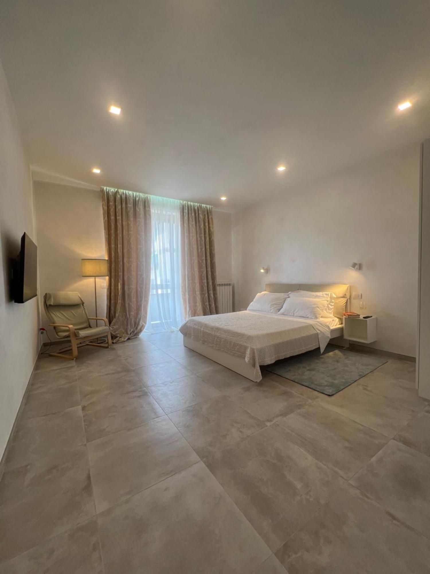 Rifready Apartment Vicino A Aou Careggi, Meyer, Polo Unifi Florenţa Exterior foto
