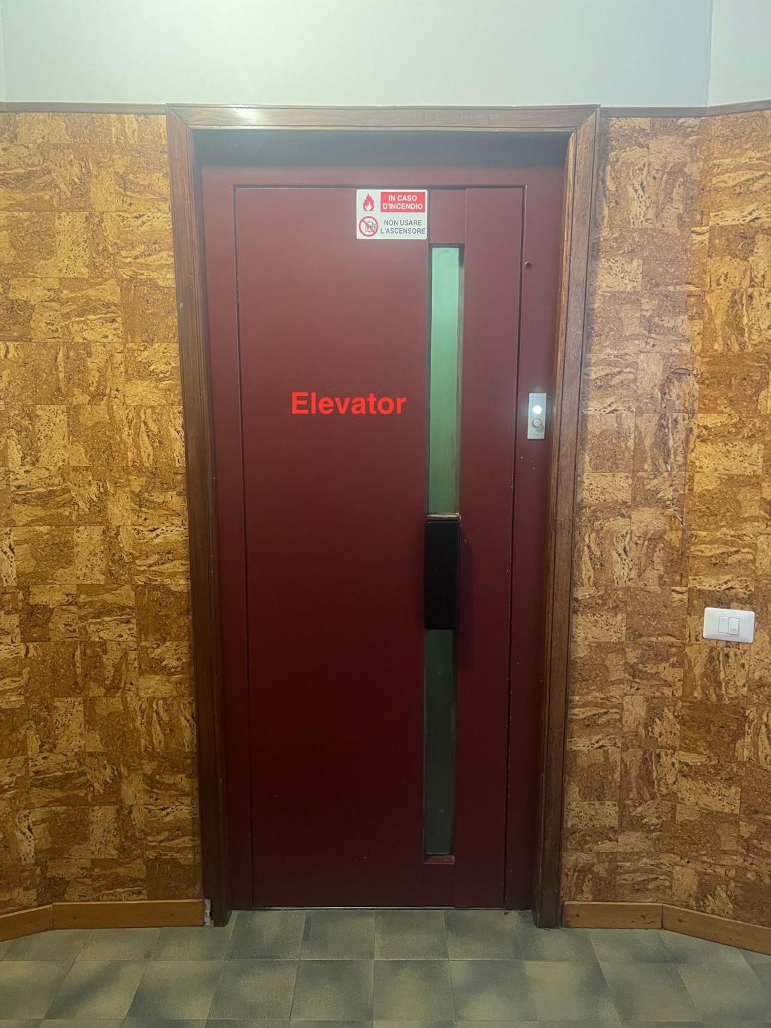 Rifready Apartment Vicino A Aou Careggi, Meyer, Polo Unifi Florenţa Exterior foto