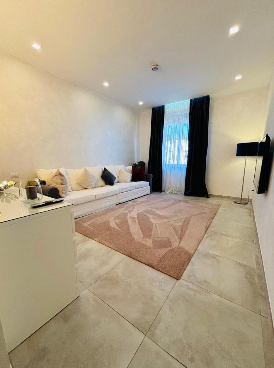 Rifready Apartment Vicino A Aou Careggi, Meyer, Polo Unifi Florenţa Exterior foto
